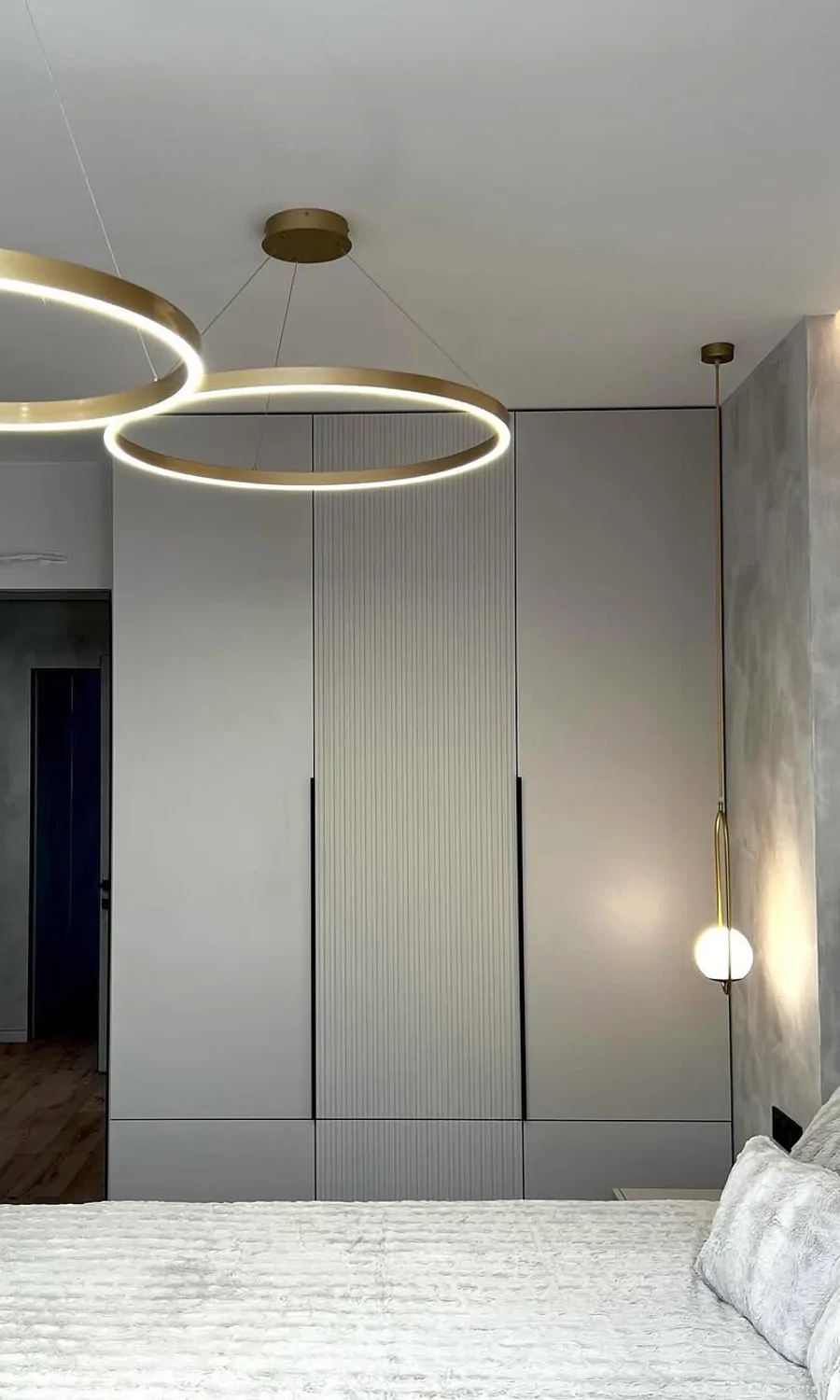 Шкаф распашной в спальню «М -04»